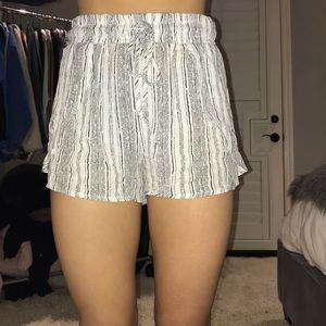 Loose Striped Shorts